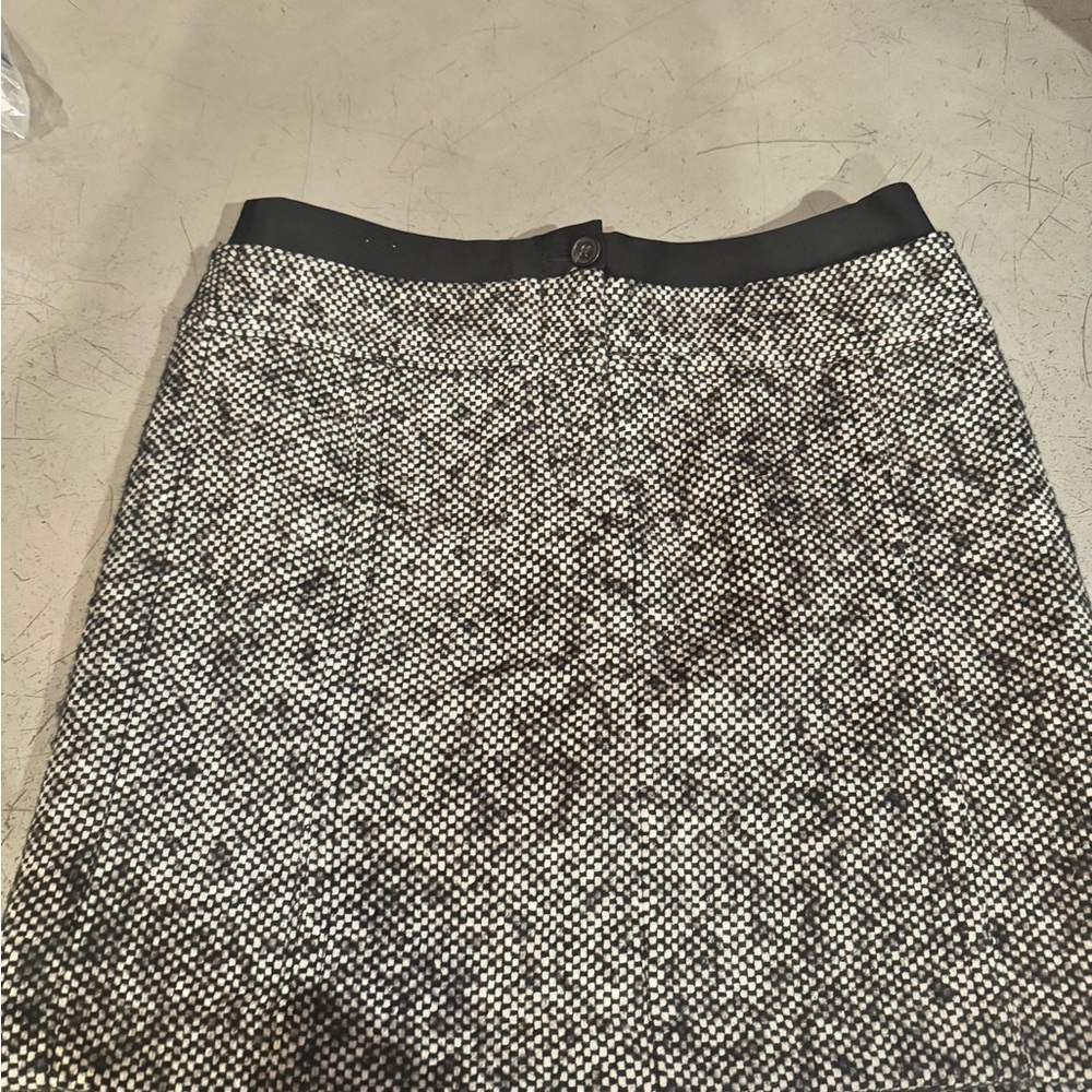 LOFT Black Midi Pencil Skirt for Work